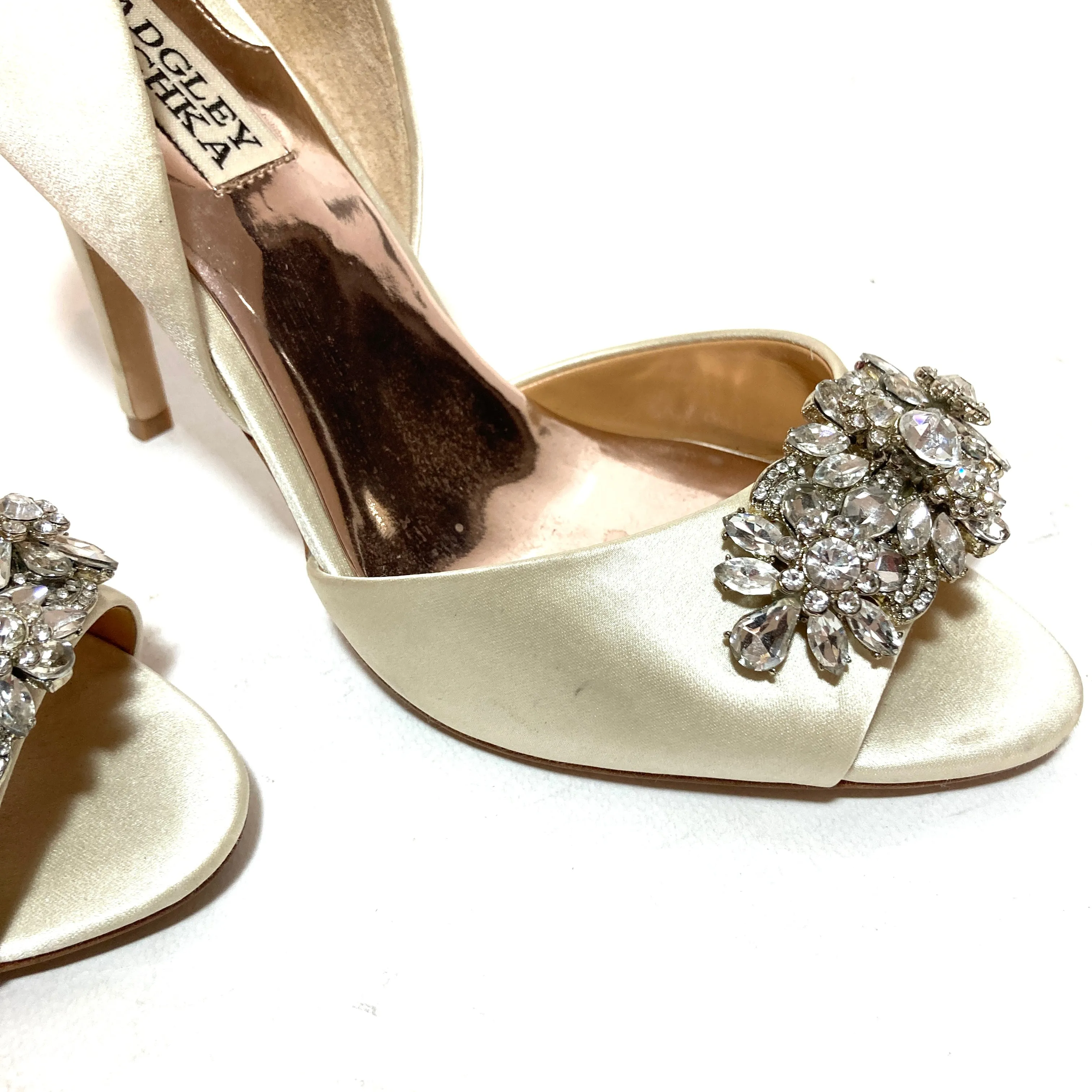 Badgley Mischka Ivory Satin 'Giana' Peep-Toe Heels | Gently Used |