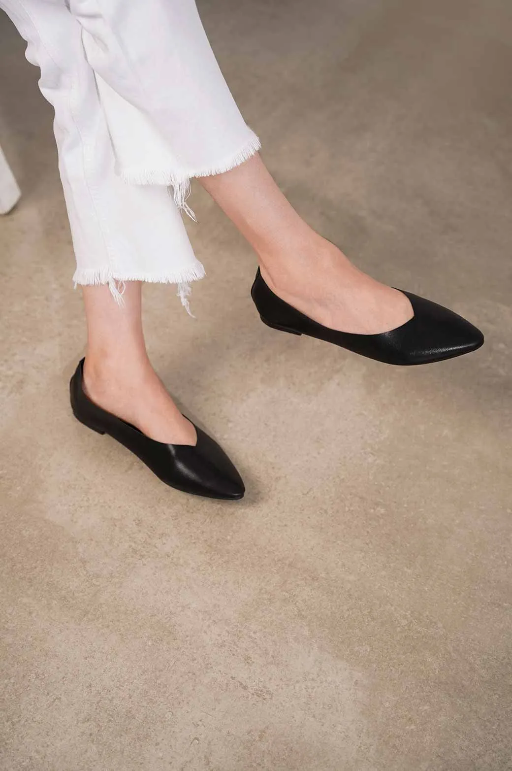 BASIC BALLERINA PUMPS