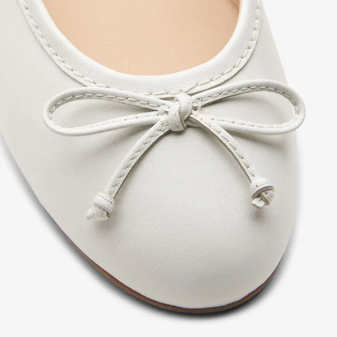 Clarks Fawna Lily Off White Pumps