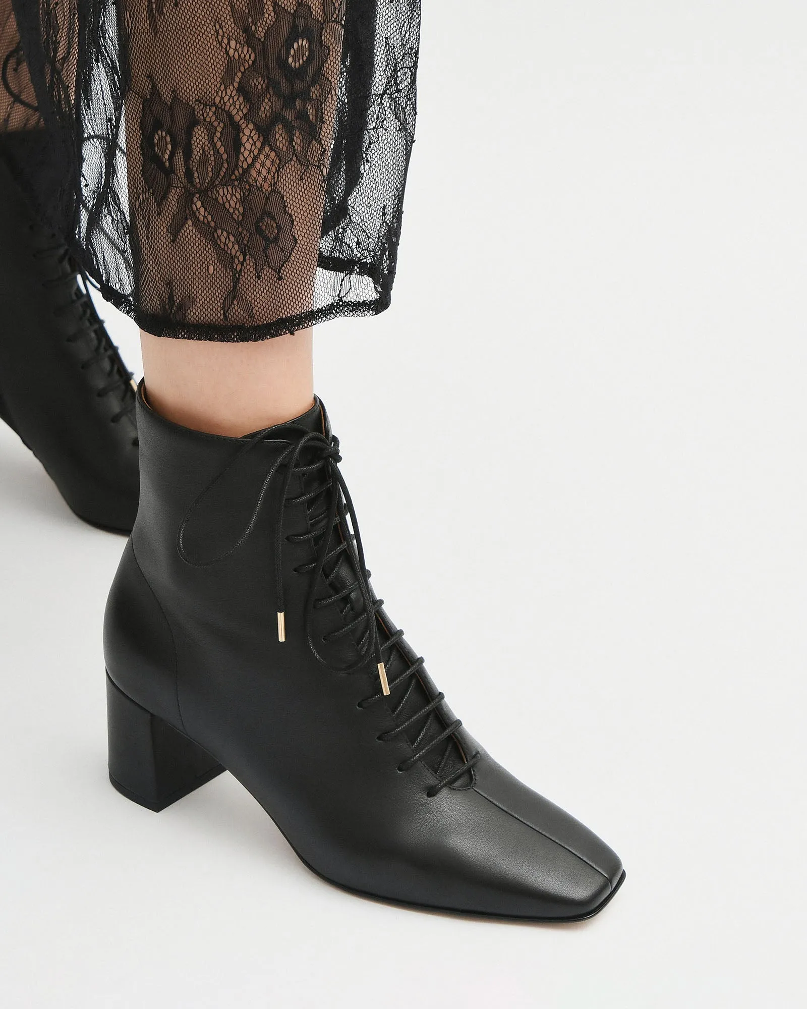 CORA MID ANKLE BOOTS BLACK LEATHER