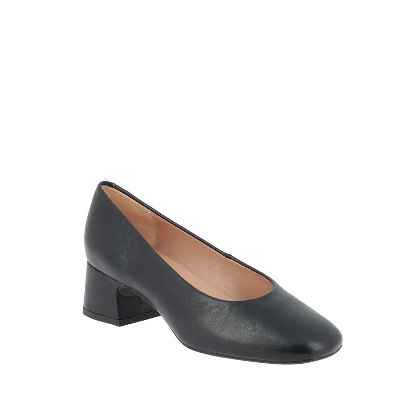 Unisa Leia Navy Pump